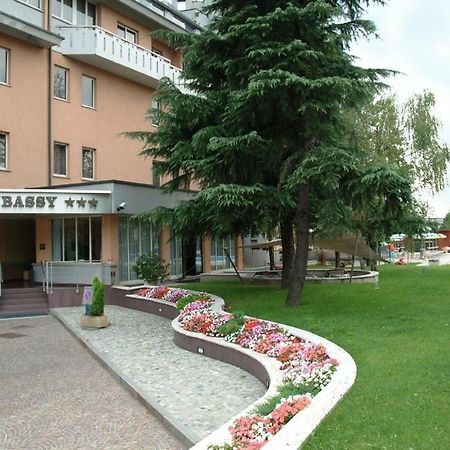 Hotel Embassy بيرو المظهر الخارجي الصورة