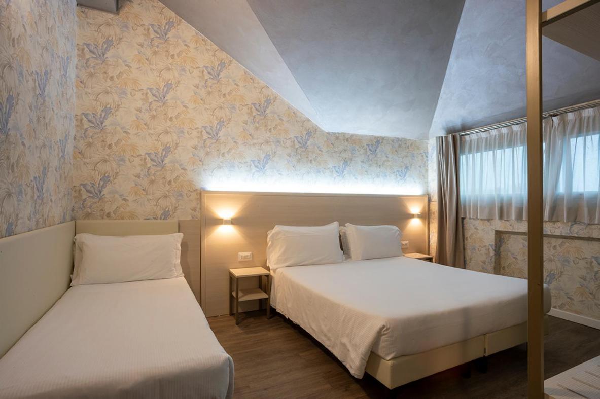 Hotel Embassy بيرو المظهر الخارجي الصورة