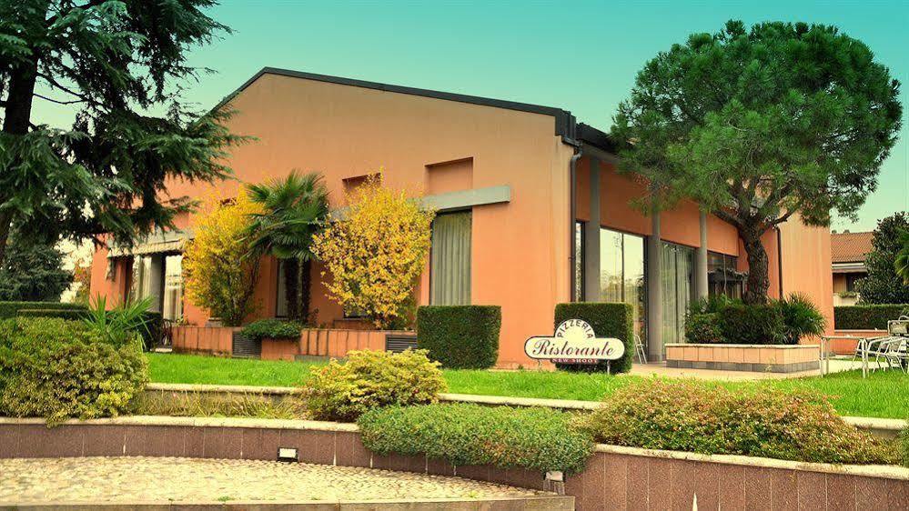 Hotel Embassy بيرو المظهر الخارجي الصورة